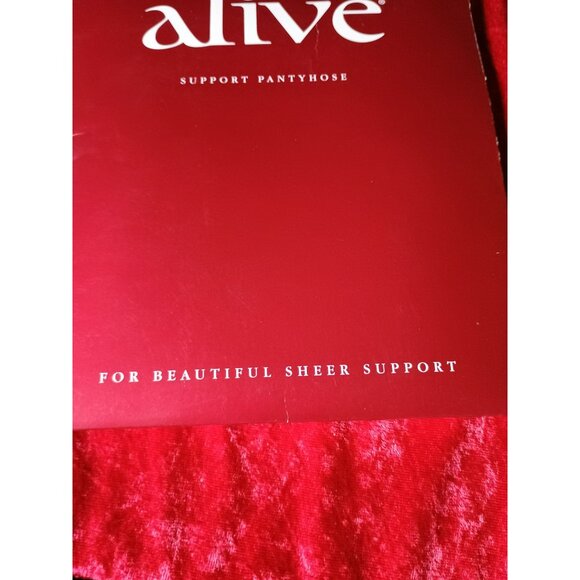 Hanes Alive Support Pantyhose Control Top Reinforced Toe Style 810 Size D - Picture 6 of 6